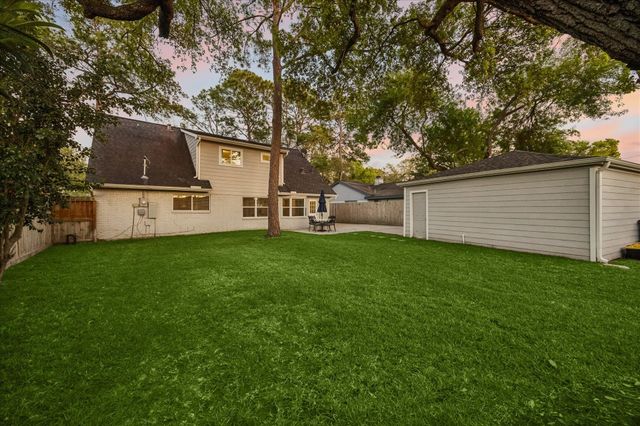 1906 Ashford Hollow Lane, Houston, TX 77077