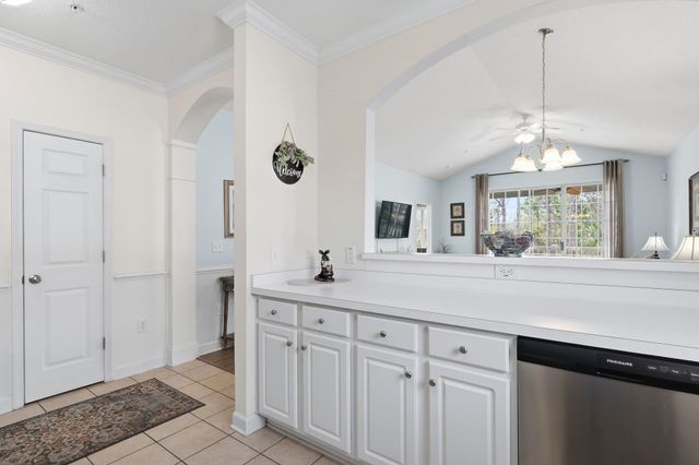 6015 Catalina Dr Unit 834, North Myrtle Beach, SC 29582