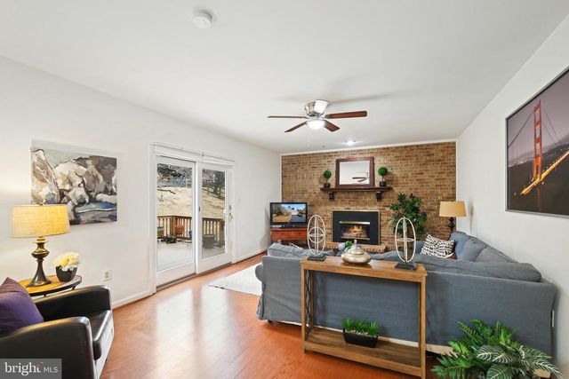 5705 MOSSROCK DR, North Bethesda, MD 20852