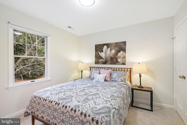 5705 MOSSROCK DR, North Bethesda, MD 20852