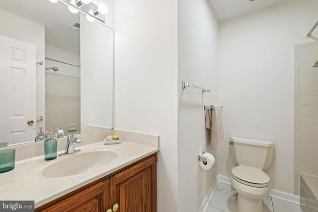 5705 MOSSROCK DR, North Bethesda, MD 20852