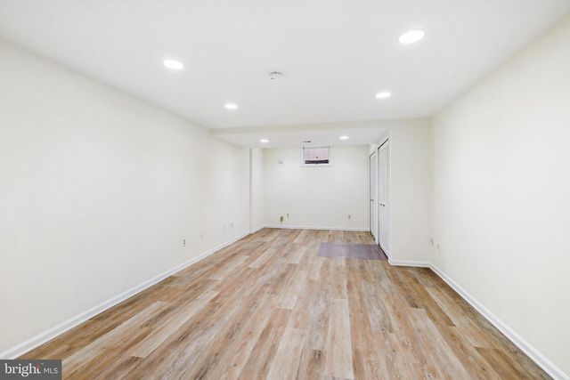 5705 MOSSROCK DR, North Bethesda, MD 20852