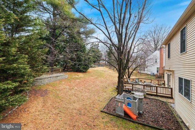 5705 MOSSROCK DR, North Bethesda, MD 20852