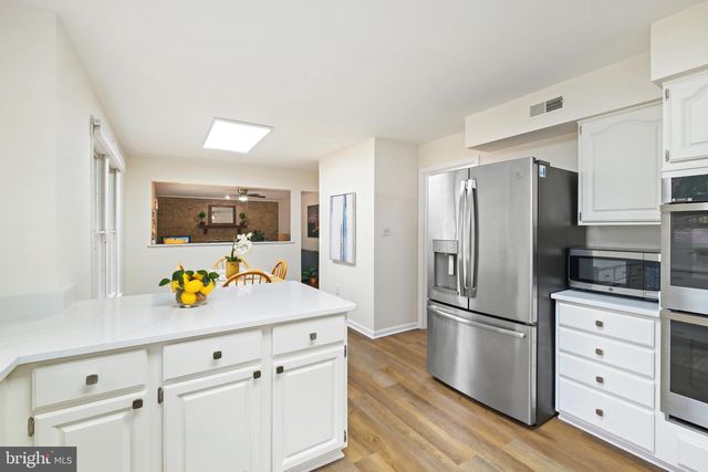 5705 MOSSROCK DR, North Bethesda, MD 20852