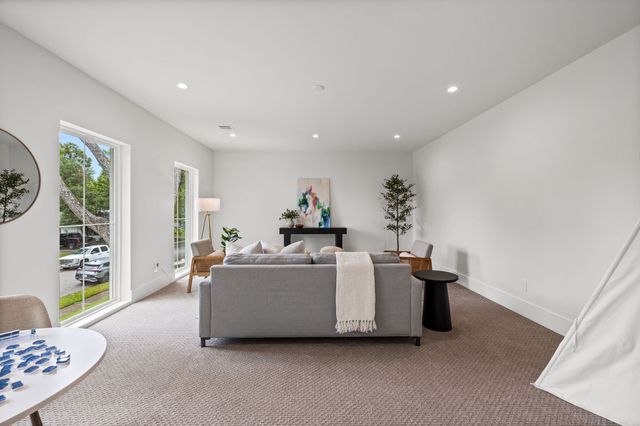 9124 Lynbrook Drive, Dallas, TX 75238