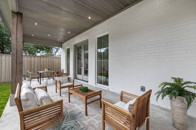 9124 Lynbrook Drive, Dallas, TX 75238