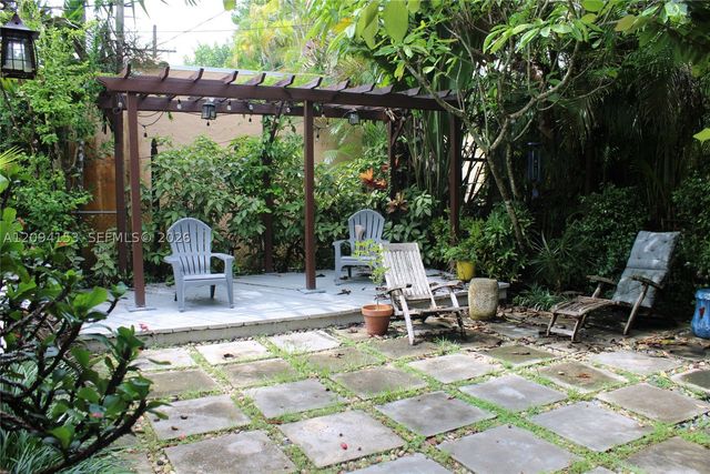 613 Navarre Ave, Coral Gables, FL 33134