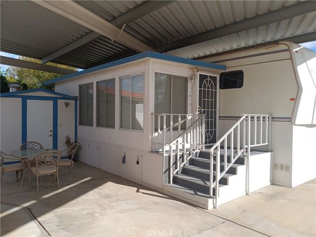 1295 S Cawston, Hemet, CA 92545