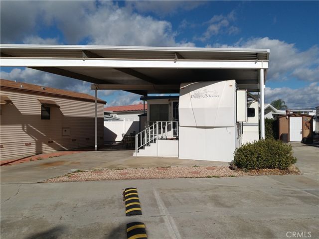 1295 S Cawston, Hemet, CA 92545