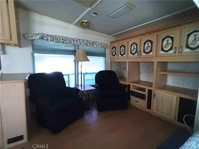 1295 S Cawston, Hemet, CA 92545