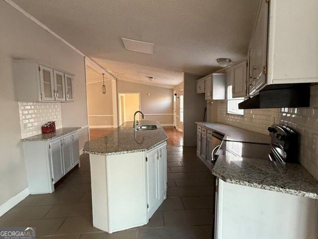 293 Appaloosa Drive, Tunnel Hill, GA 30755