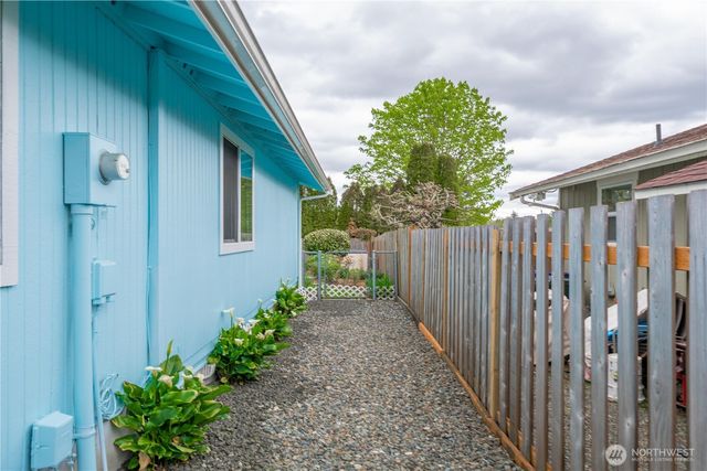 8113 S Cushman Avenue, Tacoma, WA 98408