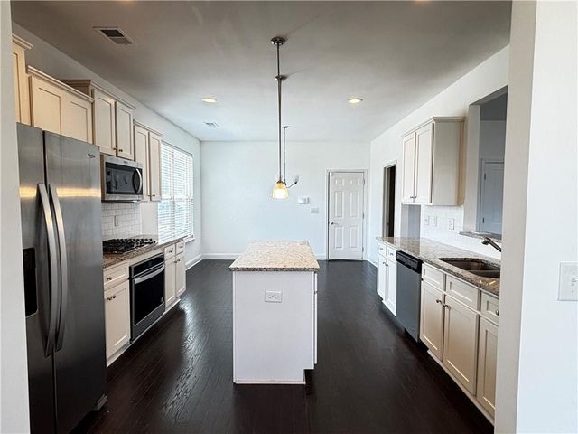 1915 Highland Creek Drive, Monroe, GA 30656
