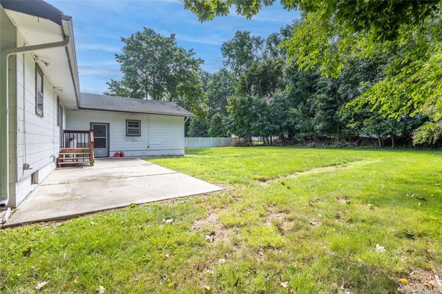 38 Sams Path, Rocky Point, NY 11778