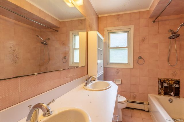 38 Sams Path, Rocky Point, NY 11778