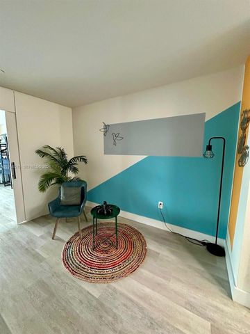 19380 NE 26th Ave 305, Miami, FL 33180