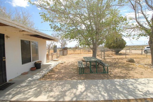 21212 Rainbow, Hinkley, CA 92347