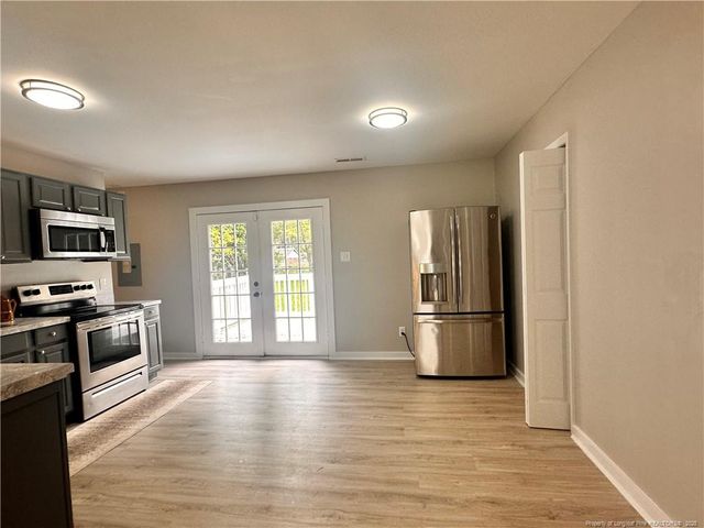 6554 Amanda Circle, Fayetteville, NC 28306
