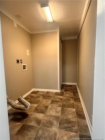 6554 Amanda Circle, Fayetteville, NC 28306
