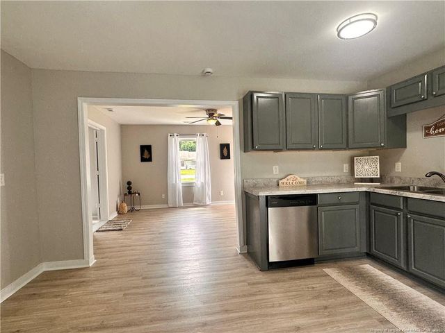6554 Amanda Circle, Fayetteville, NC 28306
