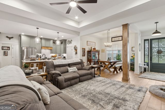 406 Misty Harbor Boulevard, Woodbine, GA 31569