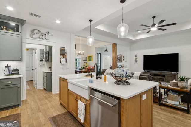 406 Misty Harbor Boulevard, Woodbine, GA 31569