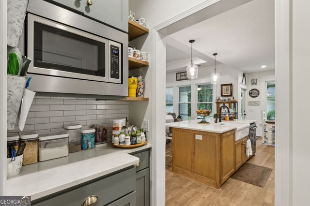 406 Misty Harbor Boulevard, Woodbine, GA 31569