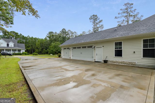 406 Misty Harbor Boulevard, Woodbine, GA 31569