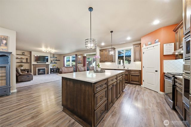 406 Stone Park, Kalama, WA 98625