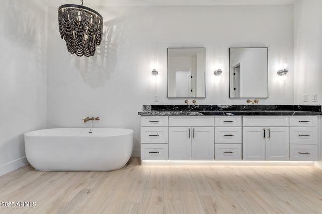 36321 N 16th Street, Phoenix, AZ 85086