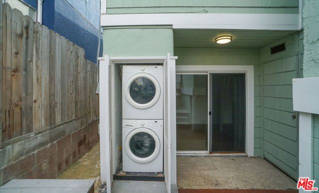 115 44th Street, Manhattan Beach, CA 90266