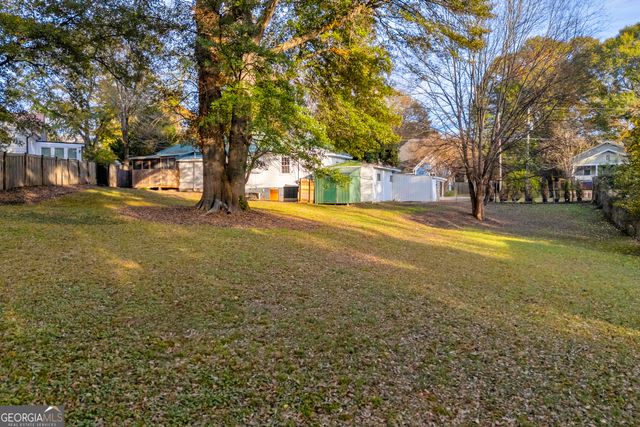 126 S Poplar Street, Athens, GA 30601
