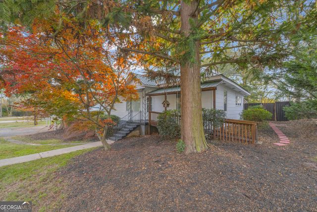 126 S Poplar Street, Athens, GA 30601