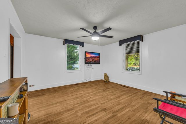 126 S Poplar Street, Athens, GA 30601