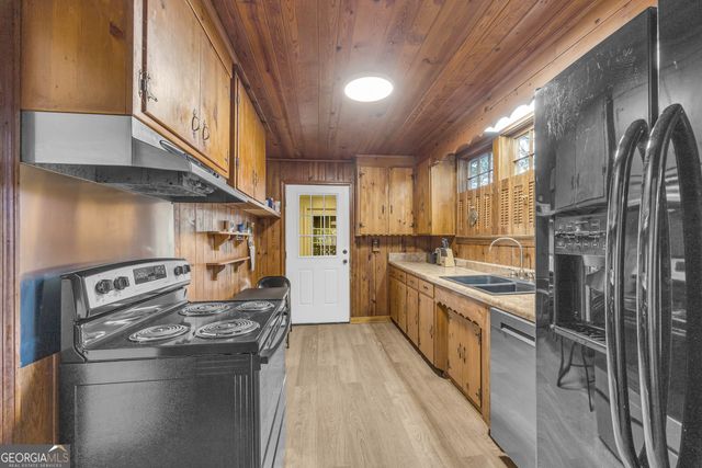 126 S Poplar Street, Athens, GA 30601