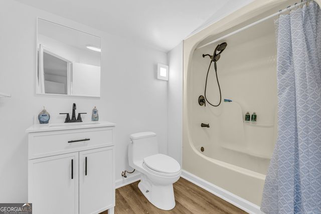 126 S Poplar Street, Athens, GA 30601