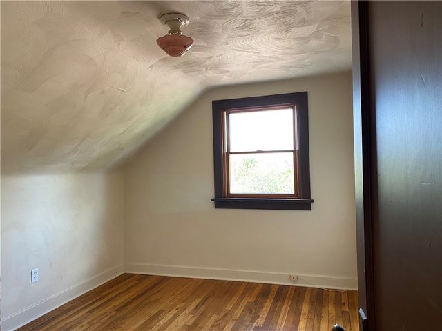 1091 Martin Ave., New Kensington, PA 15068