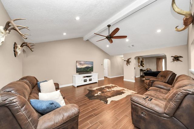 15 Haverford Lane, Friendswood, TX 77546