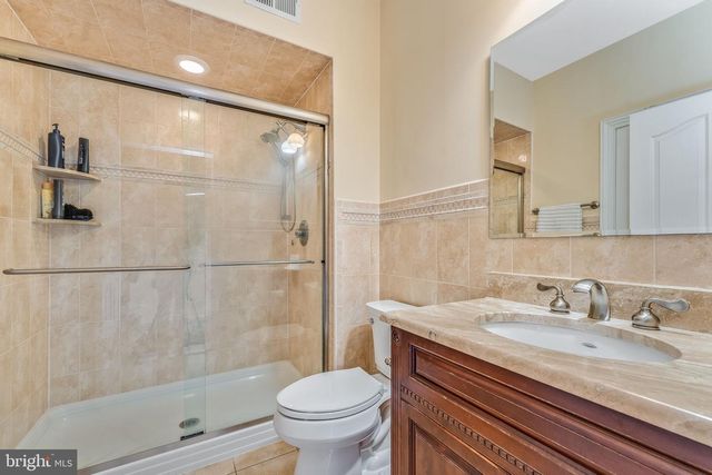4 WISTERIA CT, Flemington, NJ 08822