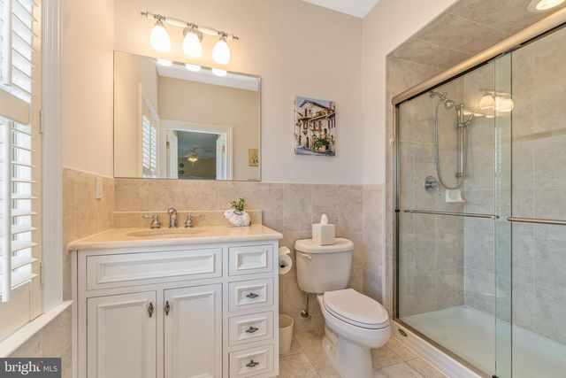 4 WISTERIA CT, Flemington, NJ 08822