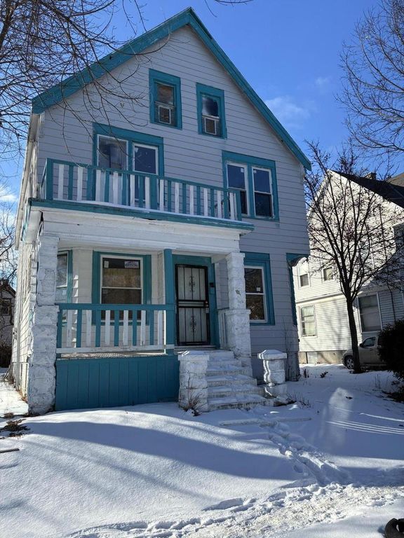 2817 N 12th STREET, Milwaukee, WI 53206