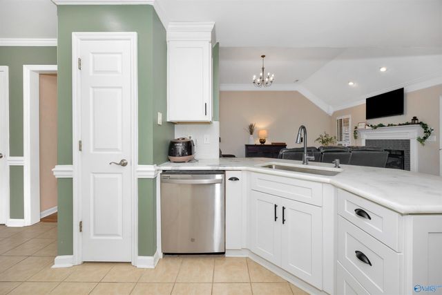 105 Kentucky Drive, Madison, AL 35758