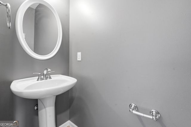 3689 Lantern Walk Lane, Scottdale, GA 30079