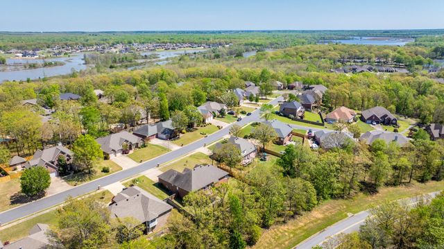 6901 Gap Point Circle, Sherwood, AR 72120