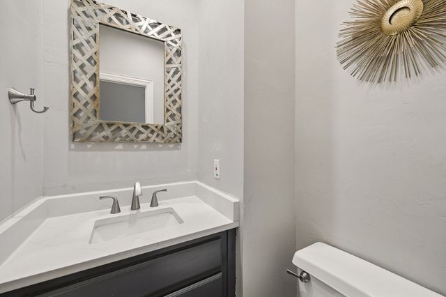 3824 Park Place, Addison, TX 75001