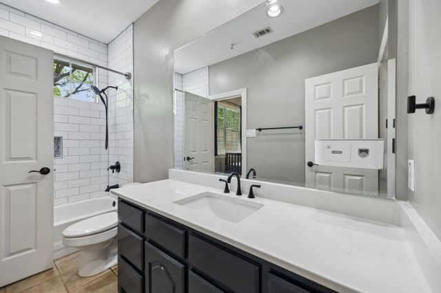 3824 Park Place, Addison, TX 75001