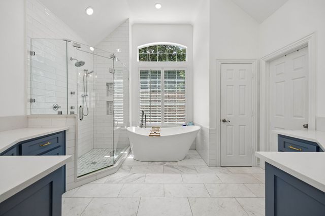 3824 Park Place, Addison, TX 75001