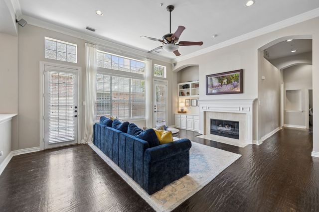 3824 Park Place, Addison, TX 75001