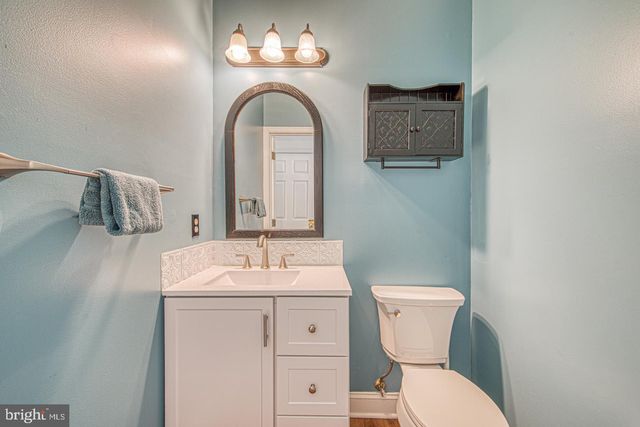 107 NICOLSON DR, Downingtown, PA 19335