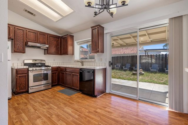 4216 San Marino Dr, Salida, CA 95368